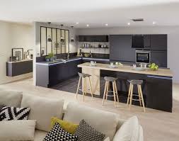 Voir plus d'idées sur le thème mobilier de salon, table escamotable, idées de meubles. Petite Cuisine 12 Astuces Gain De Place Cote Maison