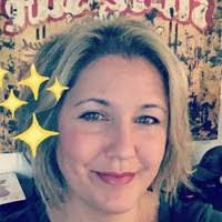 Lisa Garbarino's Instagram, Twitter & Facebook