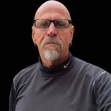 Brett Mckee updated his profile picture.