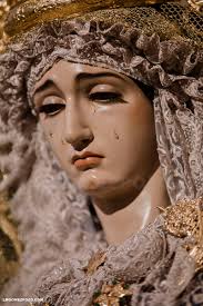 Cofradías: Besamano de la Esperanza de Vélez-Málaga