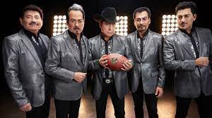 La histórica agrupación mexicana los tigres del norte están celebrando por estos días los diez años de uno de sus. Legendary Mexican Group Los Tigres Del Norte Joins Fox Deportes Super Bowl Liv Broadcast Fox Sports Presspass