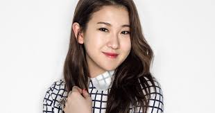 Yerin baek facts and ideal type yerin baek (백예린) is a south korean solo singer and a member of the volunteers under her own label blue vinyl. Baek Yerin Tells Hater Fuck You Bitch During Livestream Koreaboo