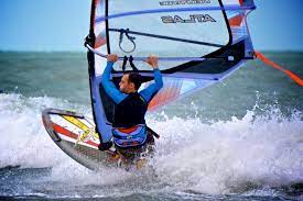 Best time for Kitesurfing and Windsurfing in Brazil 2023 - Rove.me