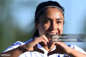 98 Photos & High Res Pictures