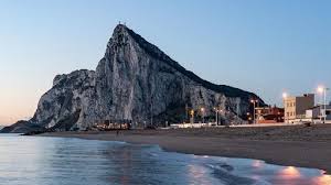 Gibraltar is a defensive legend able to endure a lot of damage. Brexit Kompromiss Gibraltar Wird Teil Des Schengen Raums Tagesschau De