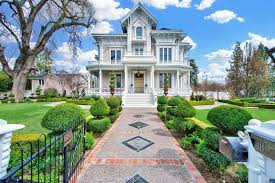 659 1st St Woodland Ca 95695 Mls 21809105 Zillow Victorian Homes Exterior Mansions Victorian Homes