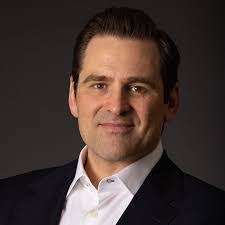 Peter Kearns's Instagram, Twitter & Facebook