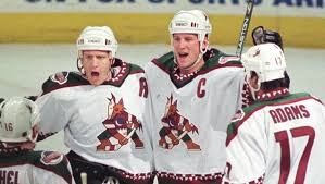 Revealed friday evening, the coyotes are bringing back their original kachina logo design from when the club first moved from winnipeg in 1996. How The Phoenix Coyotes Original Kachina Logo Was Created