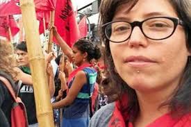 La resolución ordenó a la policía de investigaciones. La Hija De Bachelet Fue Detenida Este Lunes Por Manifestarse En Santiago A Favor Del Reclamo