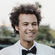 Daniel Cape's Instagram, Twitter & Facebook