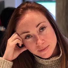 Anna Snook's Instagram, Twitter & Facebook