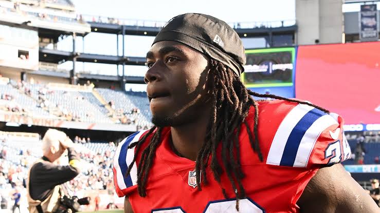 Patriots sign former 4th-round pick to 4-year contract extension