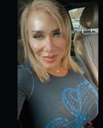 Celia Cadena's Instagram, Twitter & Facebook