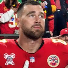 NFL - Travis Kelce Looked Like He Wanted To Cry During His Final National  Anthem At Arrowhead [VIDEO] Full story via 🔗 in comments. 👇 | Facebook