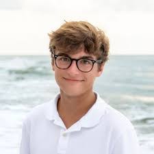 Garrett Carson's Instagram, Twitter & Facebook