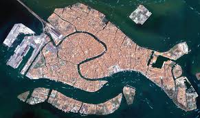 Maps show Venice may be underwater soon ...