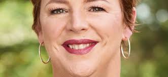 Season 2 Episode 2: Liz Dolan