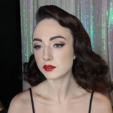 The gorgeous Audrey Benoit! @audreybenoitofficial Prepping for a shoot with  Paul's Vegas Photography @paulsvegasphotography Hair and makeup by LaDonna  Stein #pinuphair #pinup #pinupmakeup #dallasmakeupartist #1950shair