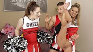 Step Sis - BFF Catches StepBro Creaming His Sisters Pussy! S6:E8