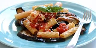Maybe you would like to learn more about one of these? Ricetta Pasta Con Melanzane Piatto Delle Dieta Mediterranea Quotidiano Di Ragusa