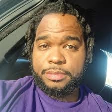 Laron Magee's Instagram, Twitter & Facebook