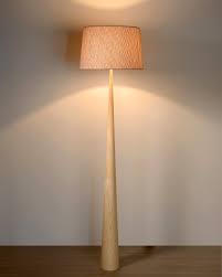 Conos Stehlampe O 48 Cm E27 Helles Holz