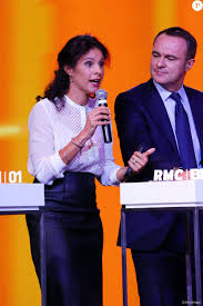 Un symbole de la nouvelle génération de femmes journalistes politiques. Apolline De Malherbe Et Christophe Delay Conference De Presse Du Groupe Nextradiotv Qui Regroupe Bfm Tv Et Rmc A Paris Le 2 Septembre 2015 Purepeople