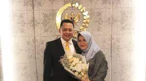 Kawan saya sangat gelisah, khawatir telah melakukan dosa besar. Istri Tepis Ketua Dpr Bambang Soesatyo Berpoligami Kumparan Com