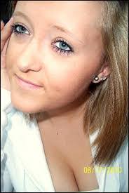 Andrea Cygan's Instagram, Twitter & Facebook