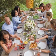 From traditional easter ham and roast lamb to fresh asparagus and cheesy potato casserole, find all the recipes you need to create a delicious menu for your easter dinner. A Garden Fresh Feast For Easter Dinner Martha Stewart