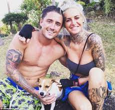 We did not find results for: Jemma Lucy And Stephen Bear Get Matching Tattoos