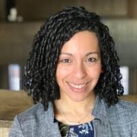 Elizabeth Pimentel's Instagram, Twitter & Facebook