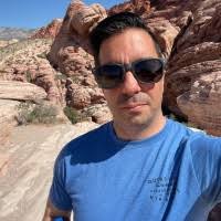 100+ Profile mit dem Suchbegriff „Pavone,“