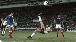 From wikimedia commons, the free media repository. 1982 Drama Zwischen Deutschland Und Frankreich Und Ein Ubles Foul Kicker