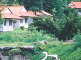 หากเลือกที่จะพักรีสอร์ทสบายๆ ไม่ไกลจากกรุงเทพฯนัก แก่งกระจานคันทรีคลับแอนด์รีสอร์ท เป็นตัวเลือกที่ดีที่หนึ่ง กับห้องพัก. Kaeng Krachan Country Club And Resort à¸— à¸²à¸¢à¸²à¸‡ à¹€à¸žà¸Šà¸£à¸š à¸£