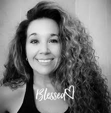 Looking for recommendations for someone or create something like this for  our front door please?