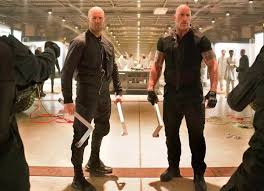 Figure measurements & body stats: 5ft 8 Jason Statham And 6ft 3 Dwayne Johnson My Question Is What The Hell Short