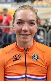 Szymon sajnok (♂) kirsten wild (♀) achtervolging. Shanne Braspennincx Wikipedia