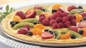 Dans Un Grand Bol Battre Le Melange A Gateau Le Beurre Et L Oeuf A L Aide D Une Cuillere Jusqu A Ce Que La Prep Fresh Fruit Tart Fruit Tart Recipe Fruit Tart