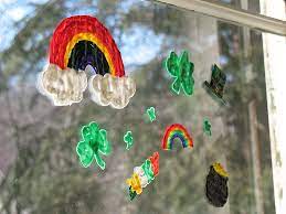 So much fun in fact that we pretty much used all the fabric paint we bought! Make Your Own Window Clings Make And Takes