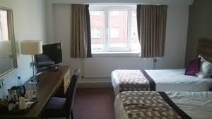 The hotel is situated on the banks of the river lee in close proximity to the city's many bars, restaurants and cafes. Room Picture Of Jurys Inn Cork Tripadvisor