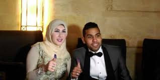 بدأ مسيرته الكروية مع الأهلي من عام 2004 حتى 2008 ثم انضم إلى نادي الإنتاج الحربي موسم 2010/2009 قبل أن ينتقل للنادي المصري مع بداية فترة الانتقالات الشتوية موسم 2011/2010 مقابل مليون. Ø§Ù„Ø¨ÙˆØ§Ø¨Ø© Ù†ÙŠÙˆØ² Ø¨Ø§Ù„ØµÙˆØ± Ù‚ØµØ© Ø­Ø¨ Ø±ÙŠÙ‡Ø§Ù… ÙˆÙ…Ø¤Ù…Ù† Ø²ÙƒØ±ÙŠØ§