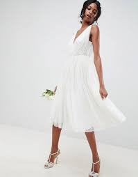 Dies sind die vorschläge unterzeichnet asos für braut 2014/2015, für jene frauen, die kein kapital für ihr brautkleid ausgeben wollen. Pin Auf White