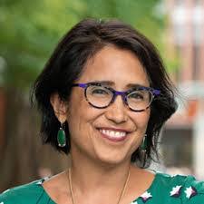 Miriam Strauss's Instagram, Twitter & Facebook