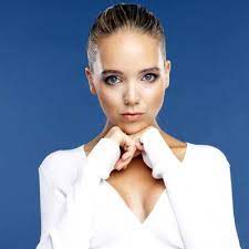 Discover top playlists and videos from your favorite artists on shazam! Lucie Vondrackova Ticketlive Listen See Feel