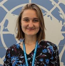 Avery Benton's Instagram, Twitter & Facebook