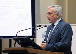Vrbo.com has been visited by 1m+ users in the past month Romania S Central Bank Governor Wants Mandatory Trainings For Bank Employees Romania Insider