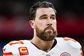 Chiefs Legend Sends Strong Retirement Message to Travis Kelce