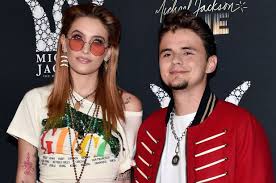 Is 24, his daughter paris jackson is 22, and his youngest son, bigi jackson (formerly known as blanket) is 19. Jackson Kids Quietly Investigating Wade Robson And James Safechuck