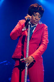 Macy gray's on how life is is a powerful album that offers music that everyone can relate to. Macy Gray Steckbrief Promi Geburtstage De